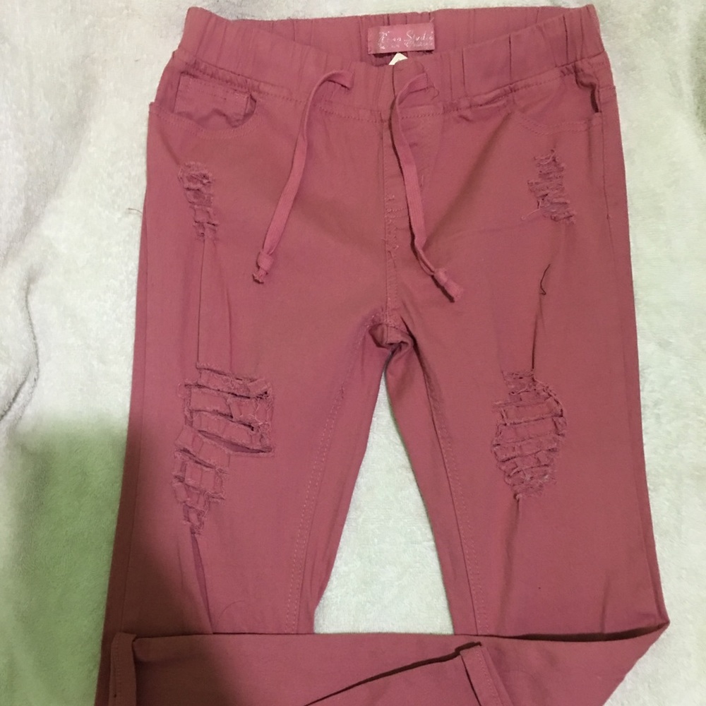 Dark Rose Jeans